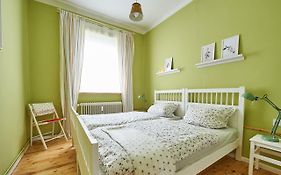 Hübsche ruhige Wohnung im Viertel